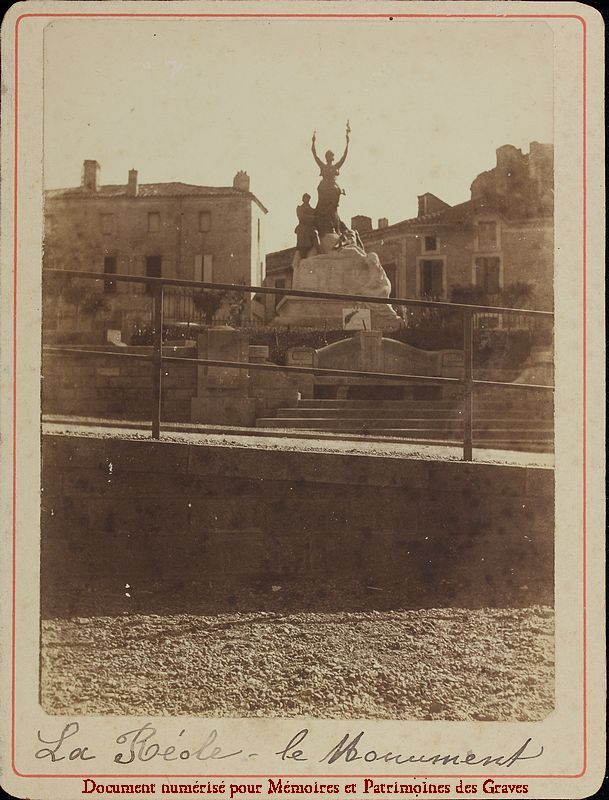 La-Reole-monument-4_082.jpg