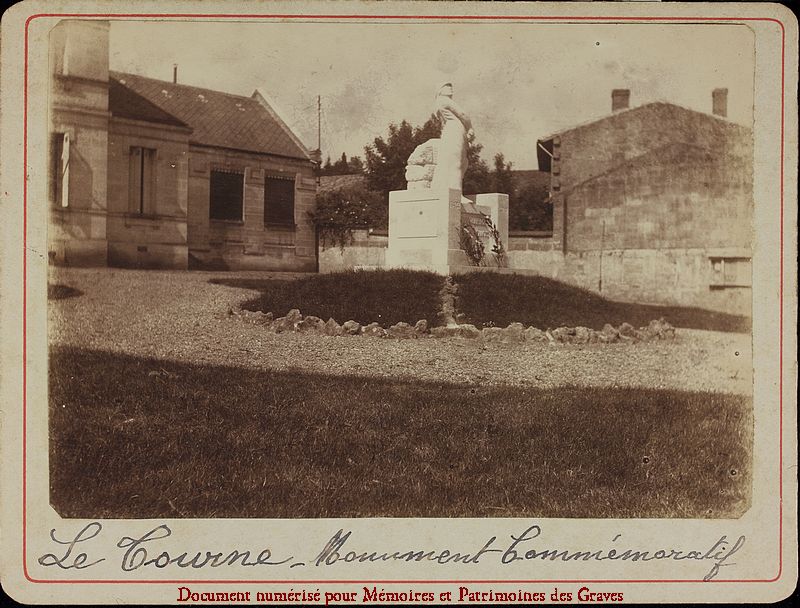 Le-Tourne-monument_093.jpg