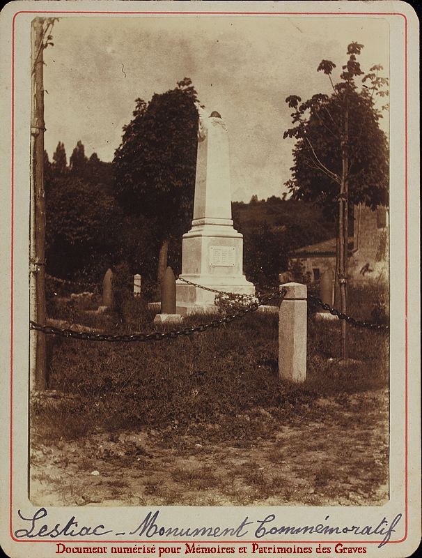 Lestiac-monument_087.jpg