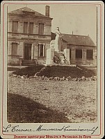 Thumbnail of Le-Tourne-monument_091.jpg