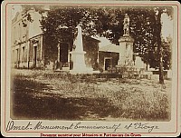 Thumbnail of Omet-monument_118.jpg