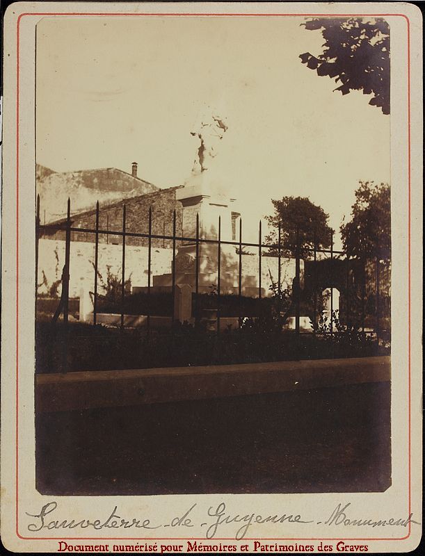 Sauveterre-de-Guyenne-monument_180.jpg